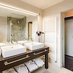 Retro Design Hotel 4*
