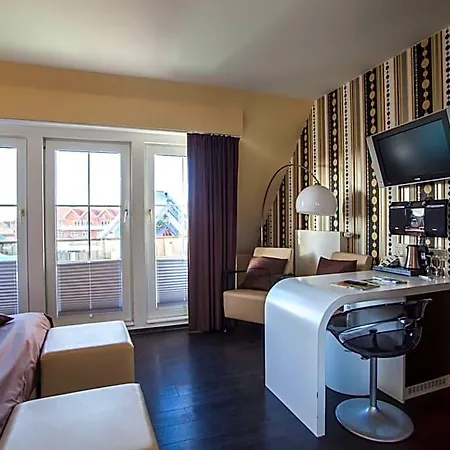 Retro Design Hotel 4*