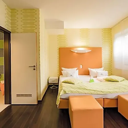 Retro Design Hotel 4*