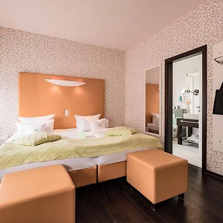 Hotel Retro Design