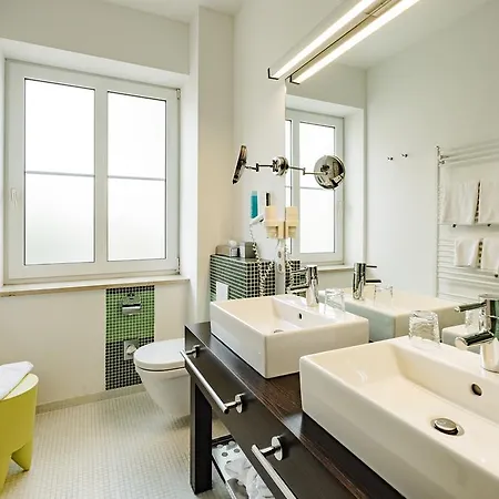 Retro Design Hotel 4*