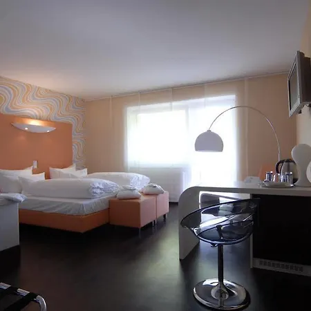 Hotel Retro Design 4*