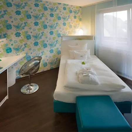 Hotel Retro Design 4*
