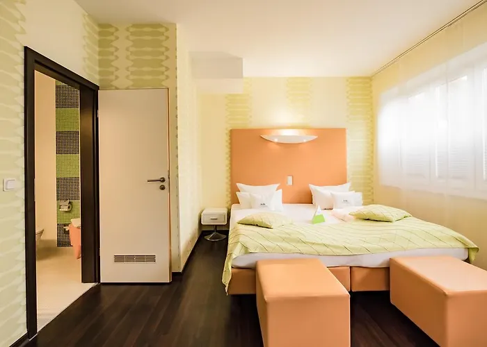 Отель Retro Design