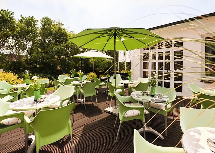 Отель Retro Design 4*